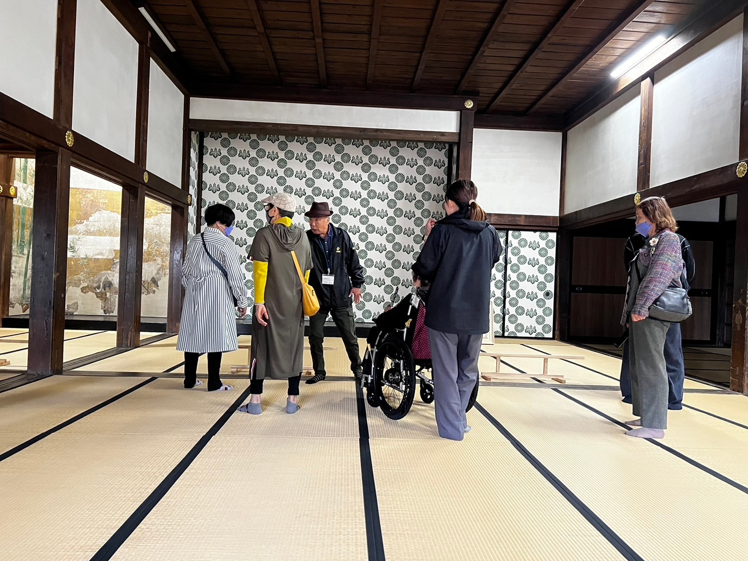 LINE_ALBUM_勝興寺バリアフリー拝観_241127_13